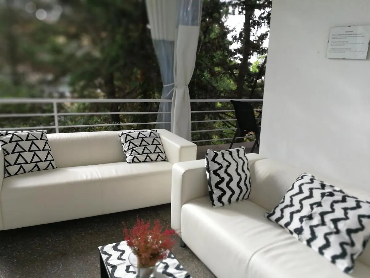 Casa Vilaro Park Guell Barselona 0*,