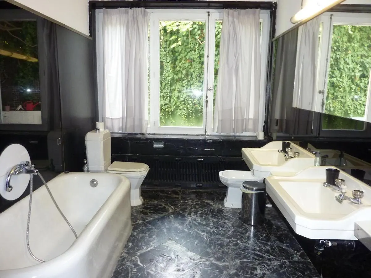 Casa Vilaro Park Guell Barcelona Holiday home