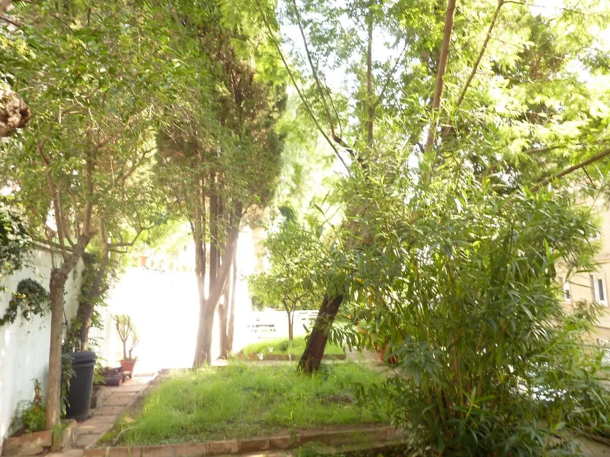 Casa Vilaro Park Guell Barcelona Holiday home