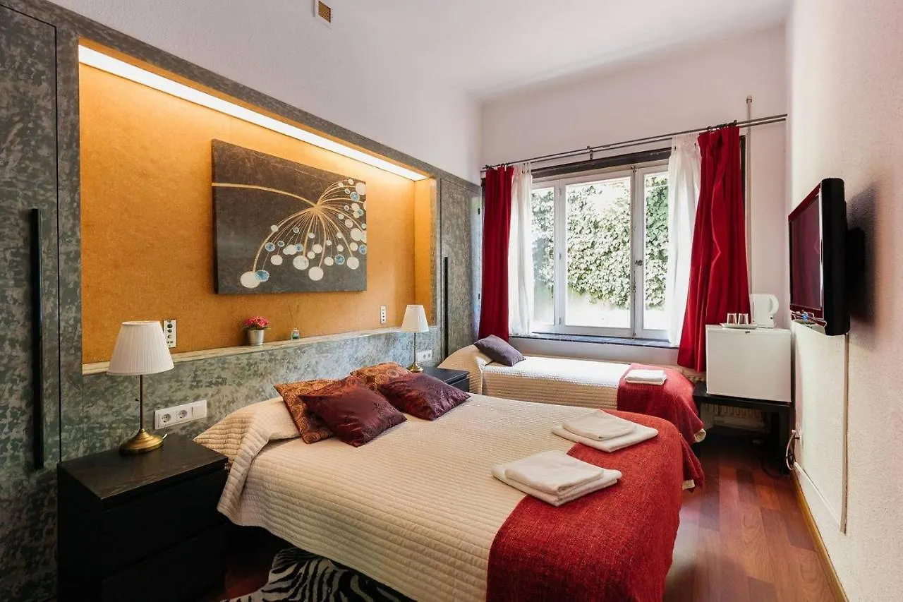 Casa Vilaro Park Guell Barcelona Holiday home